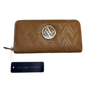 NWT Adrienne Vittadini Wallet Tan Quilted Zip Close Clutch Vegan Leather NEW